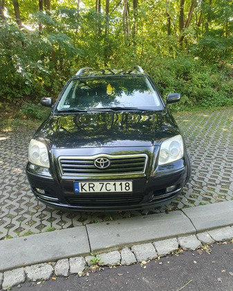 Toyota Avensis cena 11900 przebieg: 284000, rok produkcji 2006 z Kraków małe 154